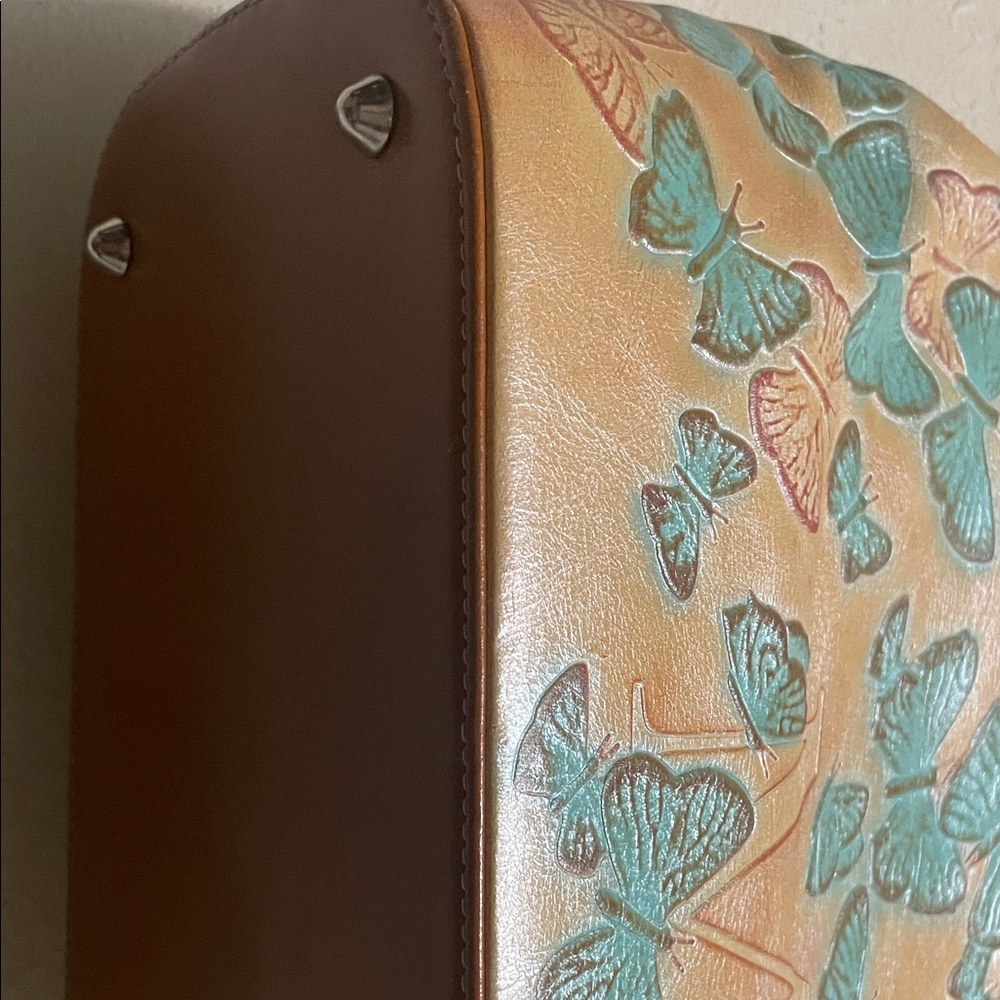 Butterfly Embossed Tan and Green Handbag - Picture 8 of 16